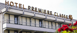 8.Hôtel Première Classe Université